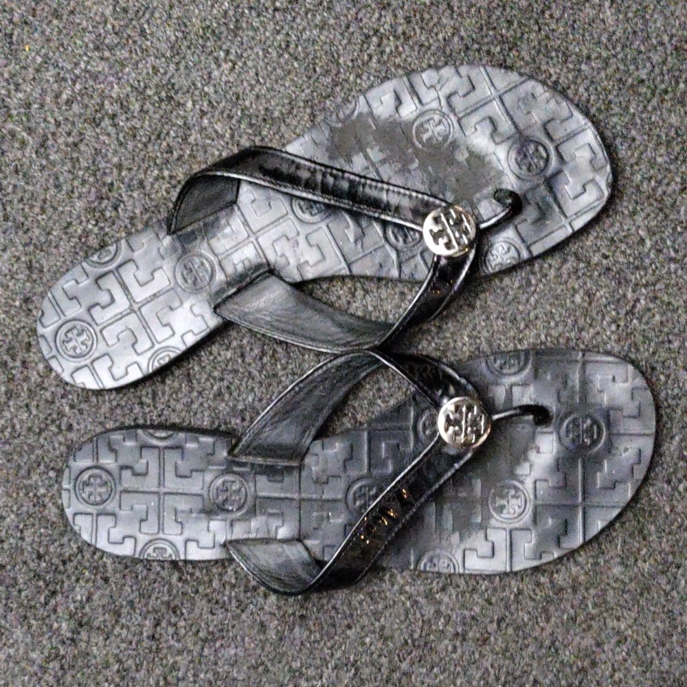 Tory Burch Logo Patent and Leather Flip Flop Sandals